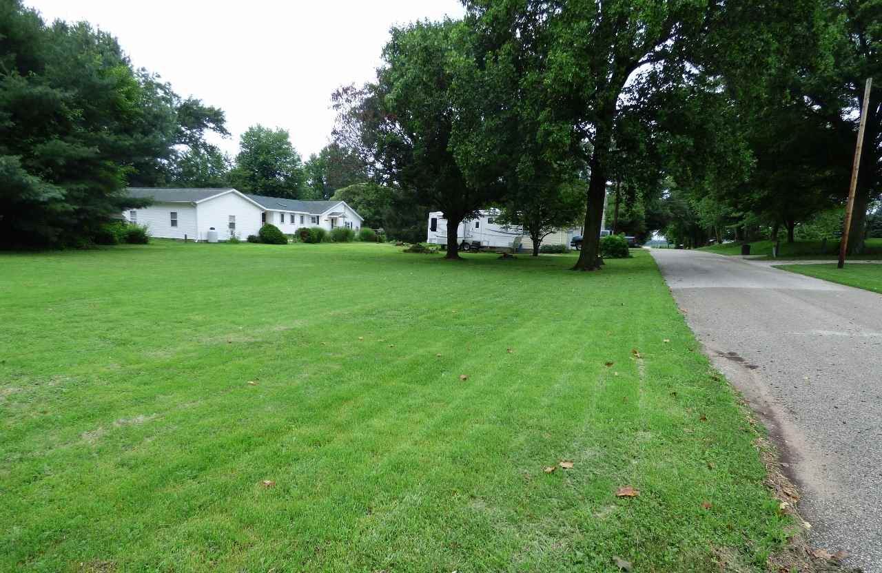 640 E Main St, Elnora, IN 47529 photo 13