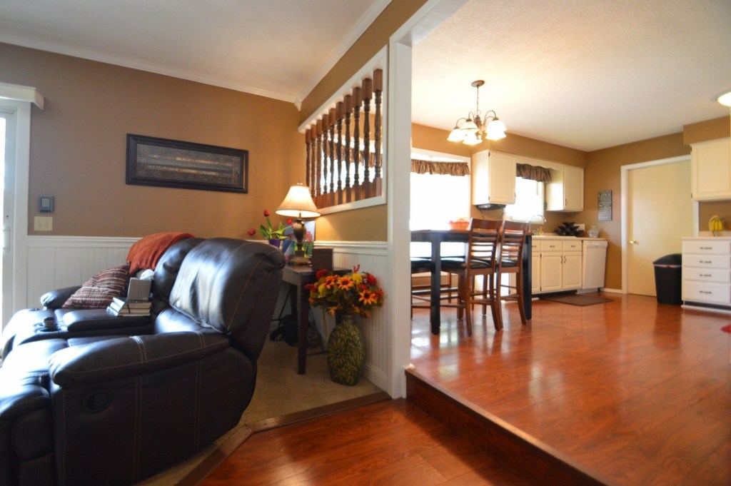 1810 Maple Ln, Garrett, IN 46738 photo 11