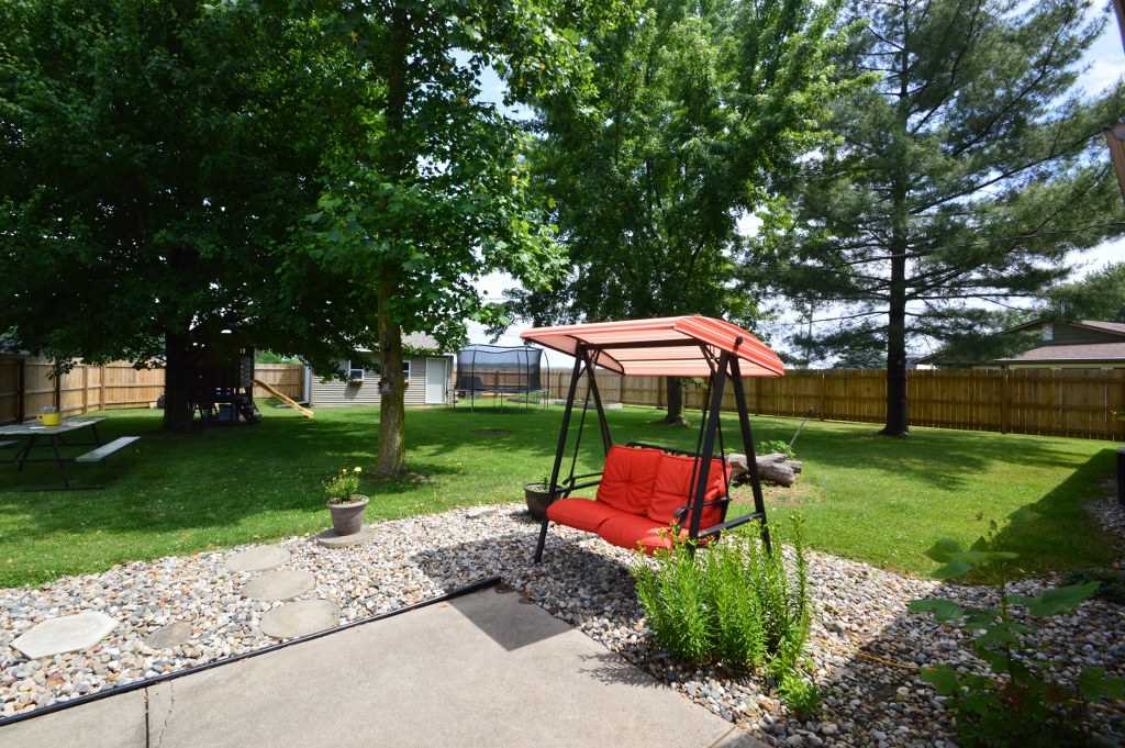1810 Maple Ln, Garrett, IN 46738 photo 25