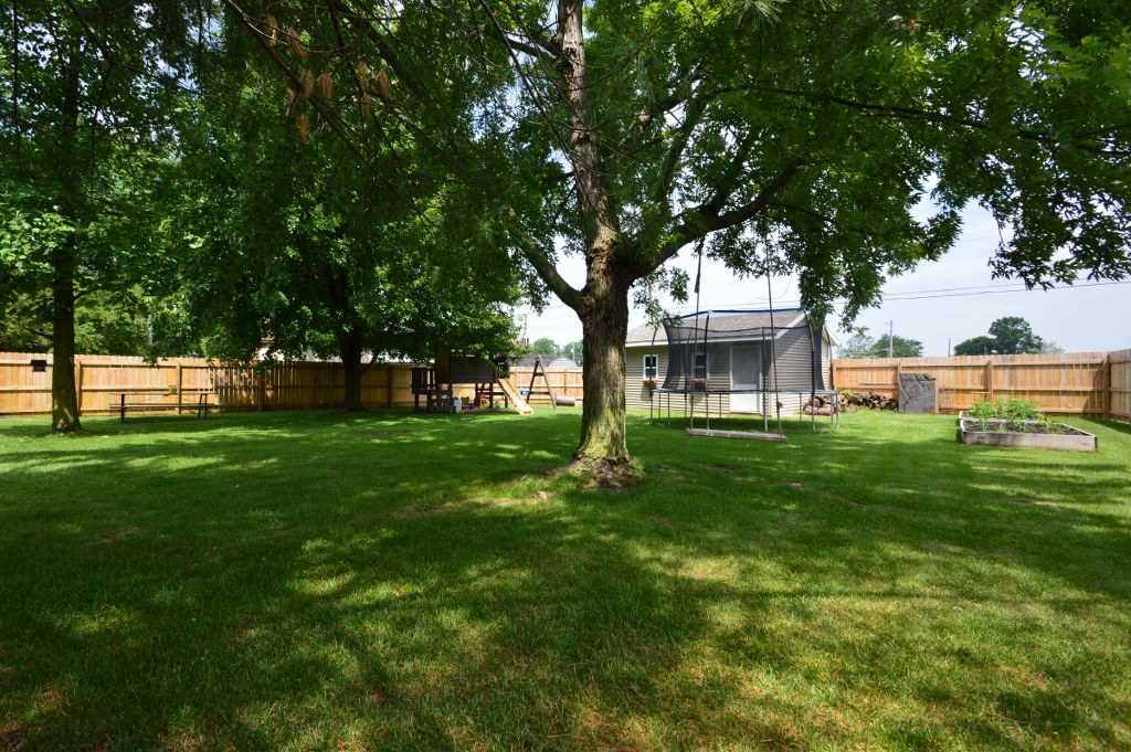 1810 Maple Ln, Garrett, IN 46738 photo 26