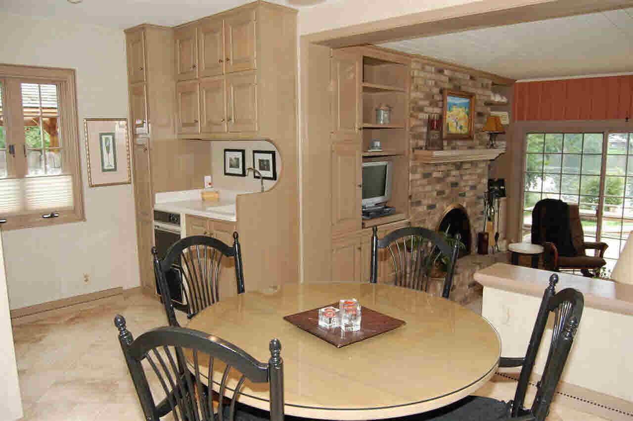 3620 Gordon Rd, Elkhart, IN 46516 photo 9