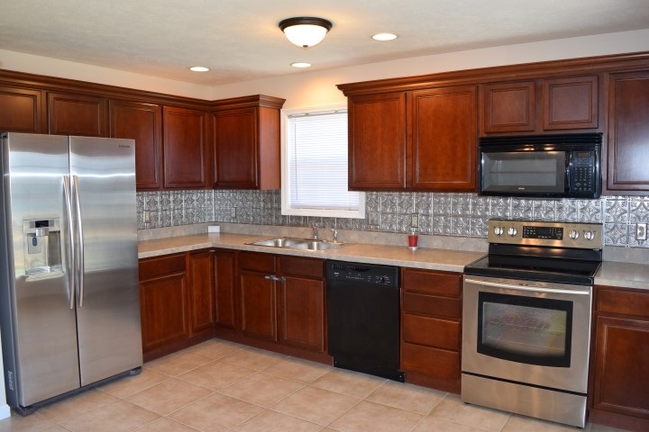 12515 Cold Water Dr, Evansville, IN 47725 photo 9
