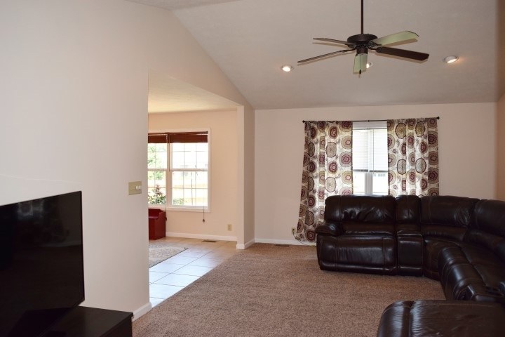12515 Cold Water Dr, Evansville, IN 47725 photo 5