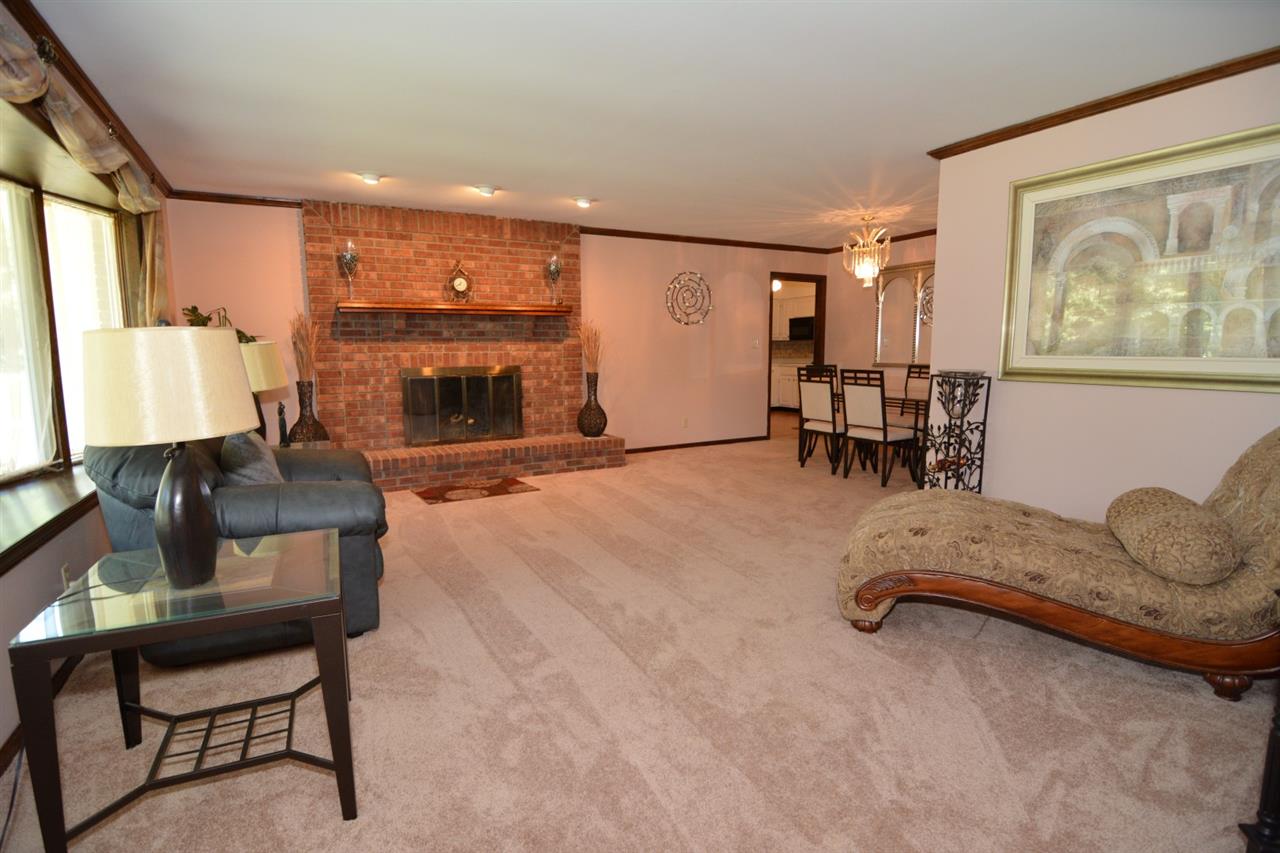 1808 Cottonwood Dr, Princeton, IN 47670 photo 3