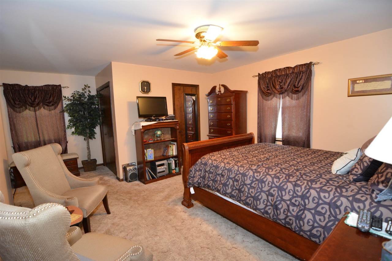 1808 Cottonwood Dr, Princeton, IN 47670 photo 16