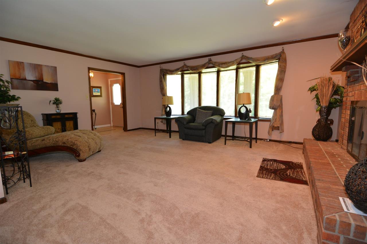 1808 Cottonwood Dr, Princeton, IN 47670 photo 4