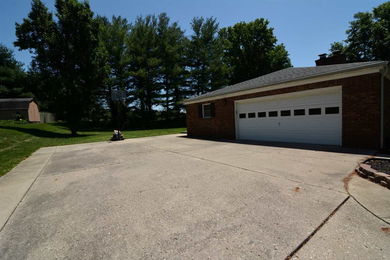 1808 Cottonwood Dr, Princeton, IN 47670 photo 31