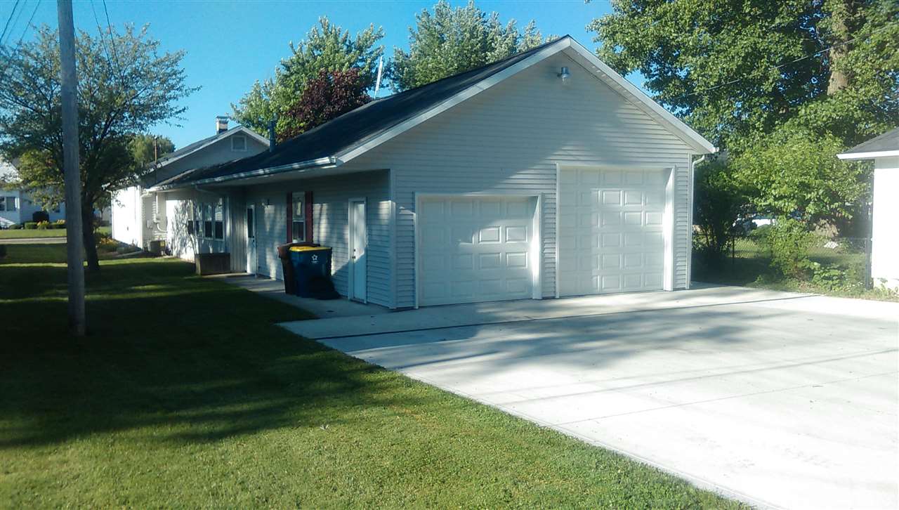 531 E Central St, Bluffton, IN 46714 photo 20