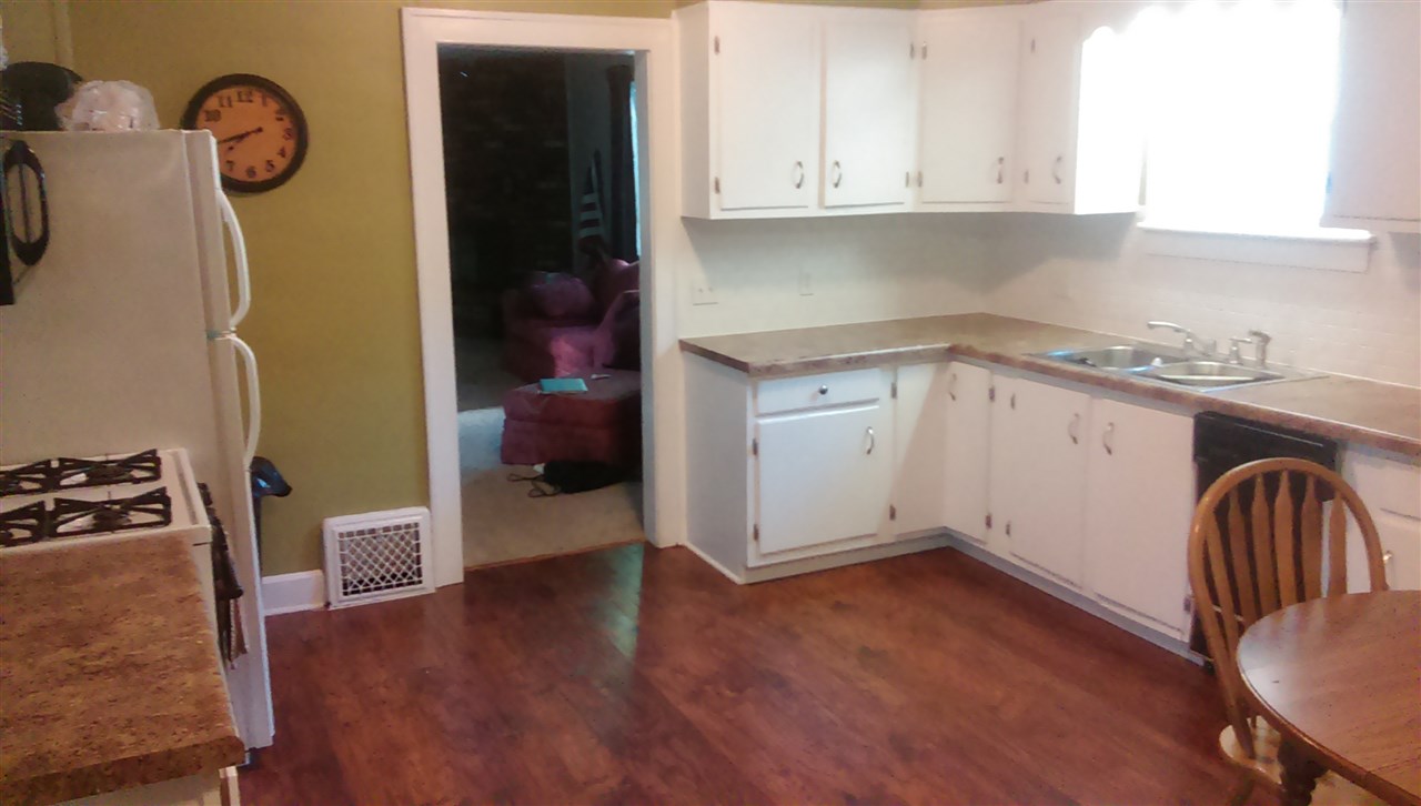 531 E Central St, Bluffton, IN 46714 photo 8