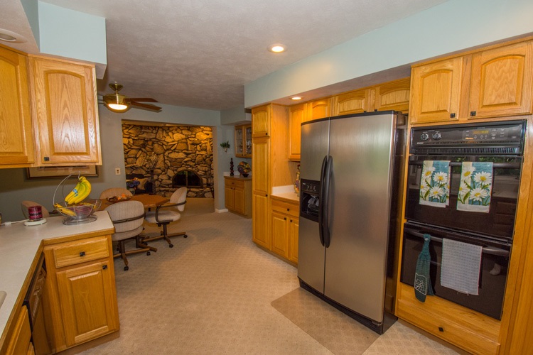 16123 Woodhaven Ct, Granger, IN 46530 photo 4