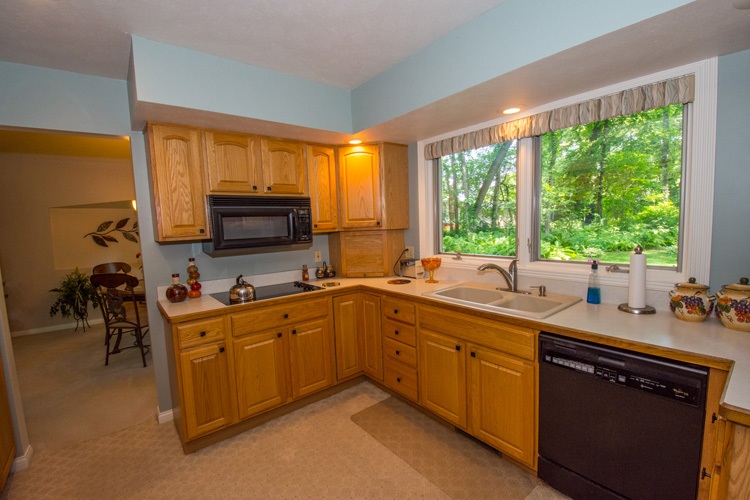 16123 Woodhaven Ct, Granger, IN 46530 photo 5