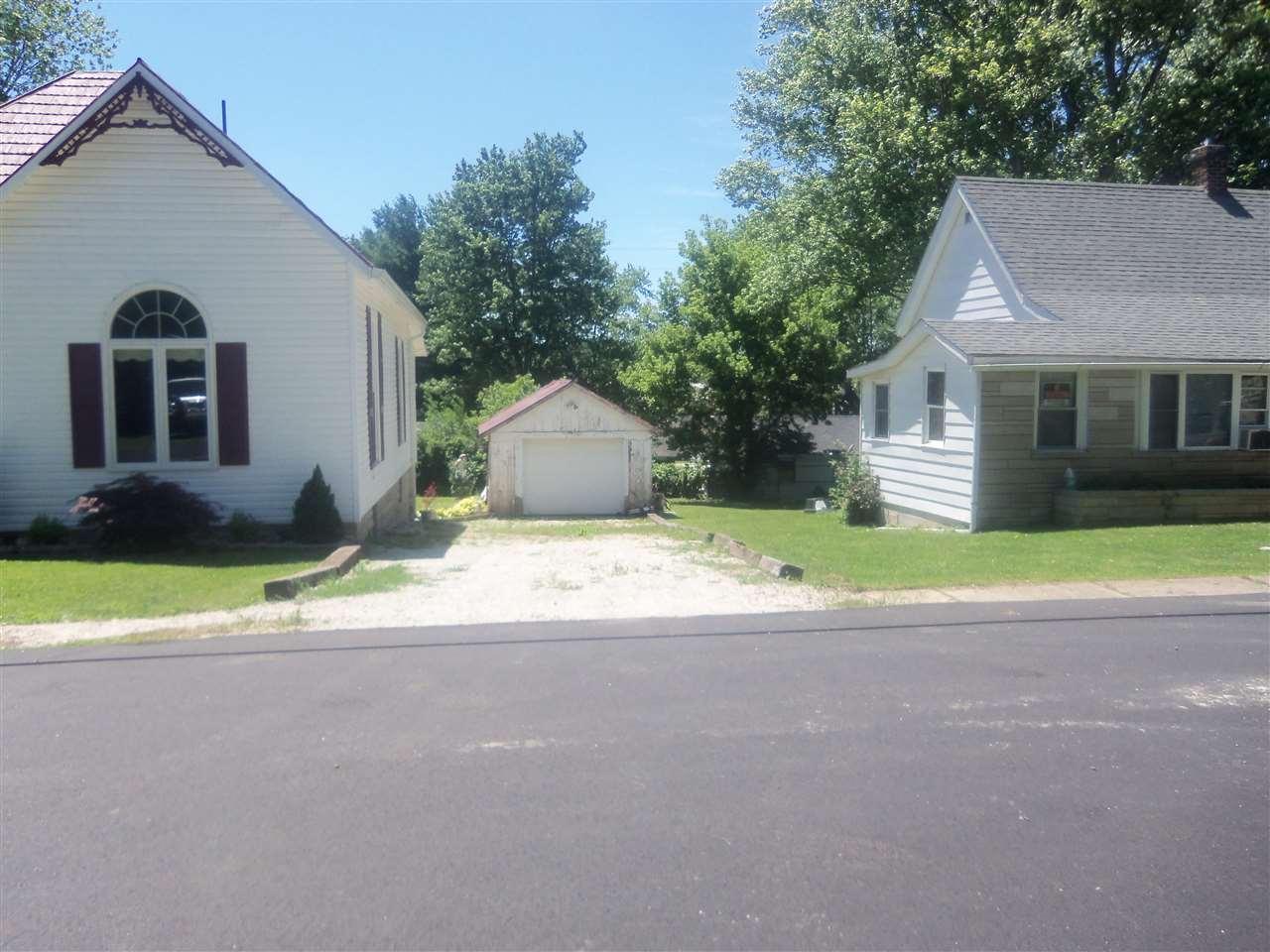 137 Lafayette, Oolitic, IN 47451 photo 10