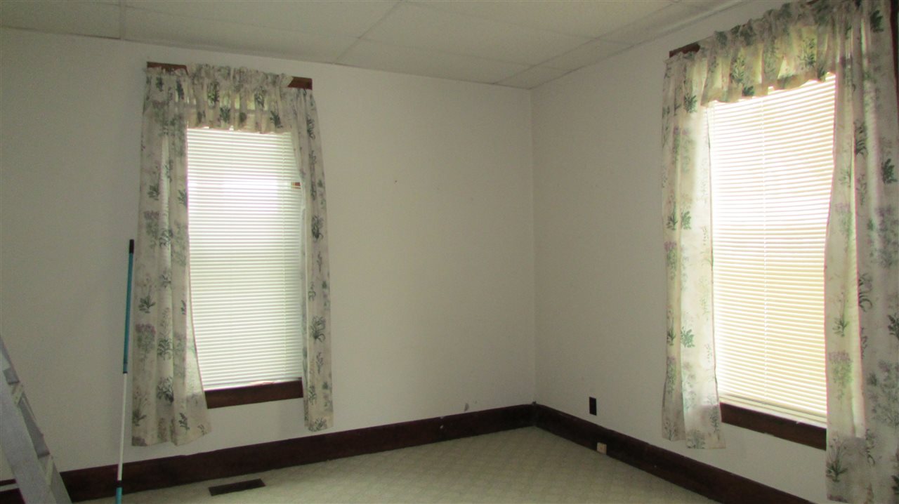 415 L St, Bedford, IN 47421 photo 11