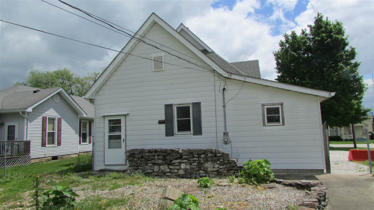 415 L St, Bedford, IN 47421 photo 5