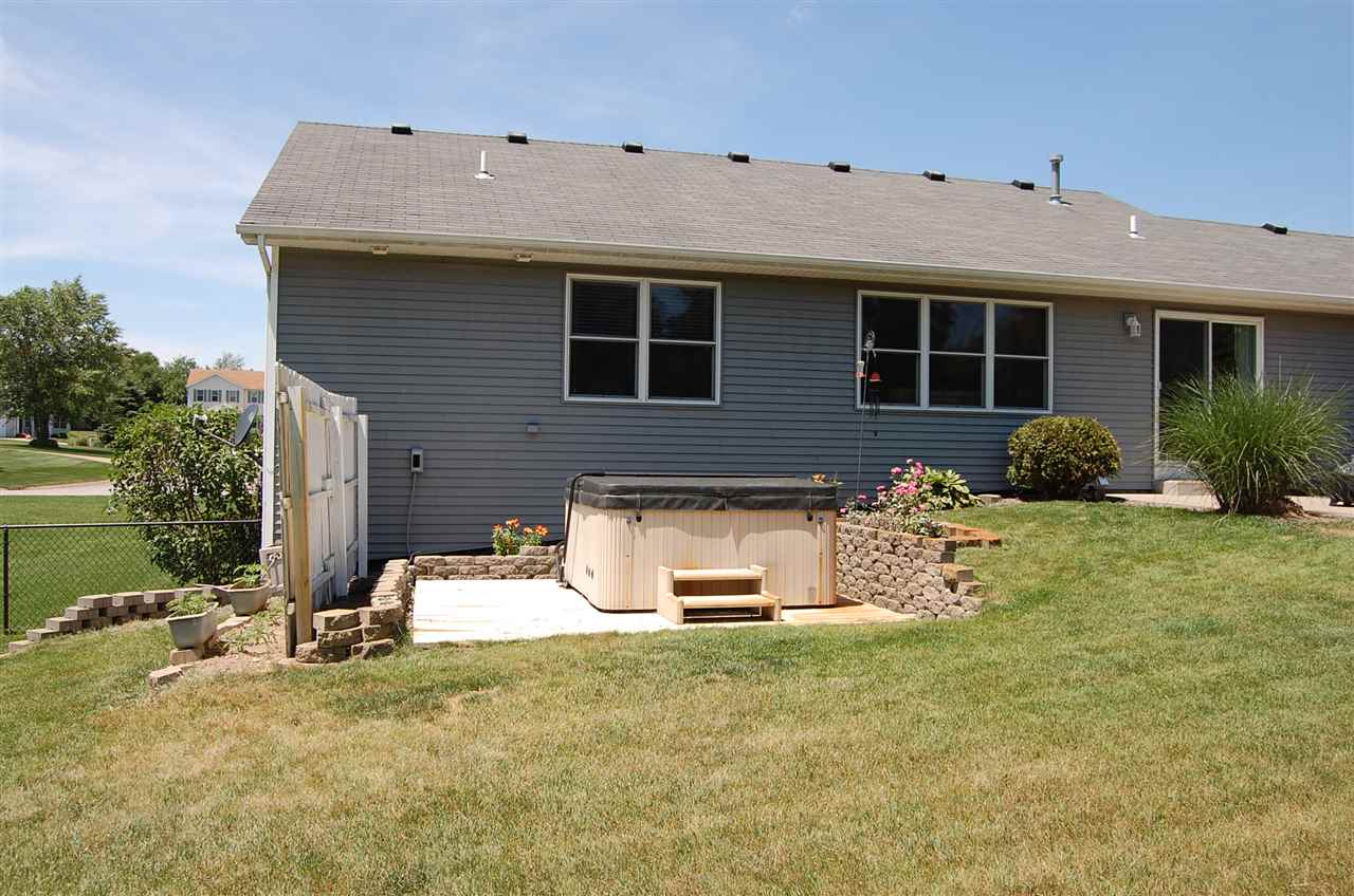 61806 Amber Meadows Dr, Goshen, IN 46528 photo 29