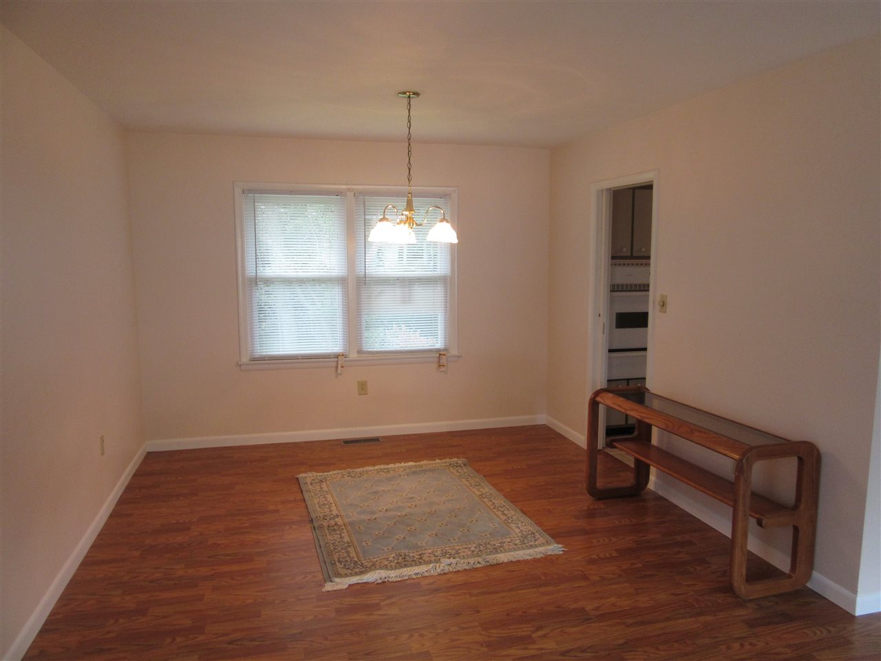 821 W Chambers Dr, Bloomington, IN 47403 photo 3
