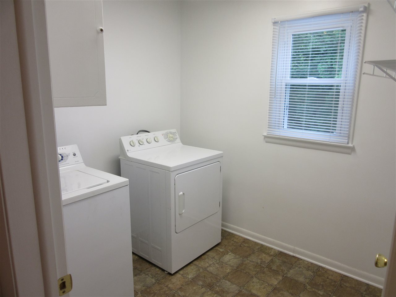 821 W Chambers Dr, Bloomington, IN 47403 photo 7
