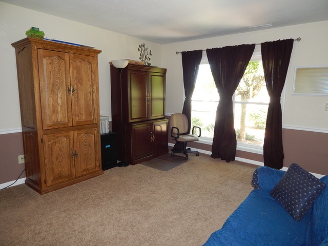 8311 Lafayette Center Rd, Yoder, IN 46798 photo 6