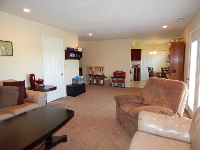 8311 Lafayette Center Rd, Yoder, IN 46798 photo 15