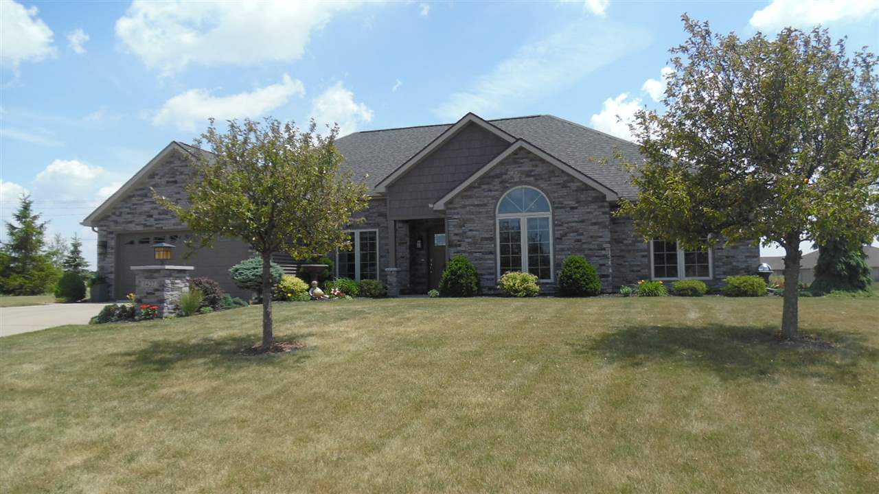 1427 Bell Brook Blvd, Bluffton, IN 46714 photo 1