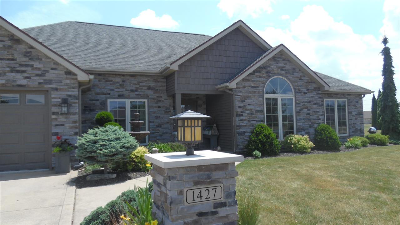 1427 Bell Brook Blvd, Bluffton, IN 46714 photo 2