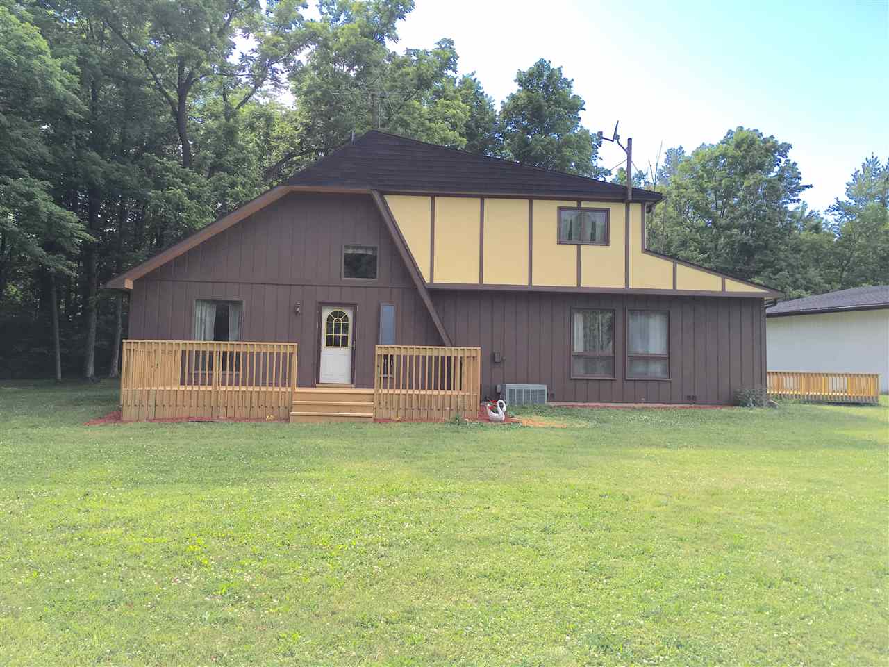 6484 E 100 S, Marion, IN 46953 photo 1