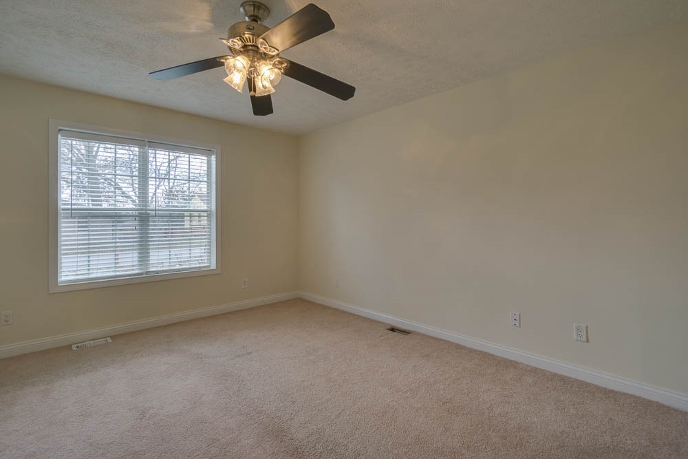 632 W Green Rd, Bloomington, IN 47403 photo 10
