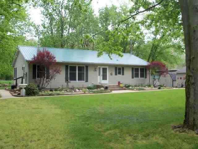 176 Ems R3e Ln, Pierceton, IN 46562 photo 1