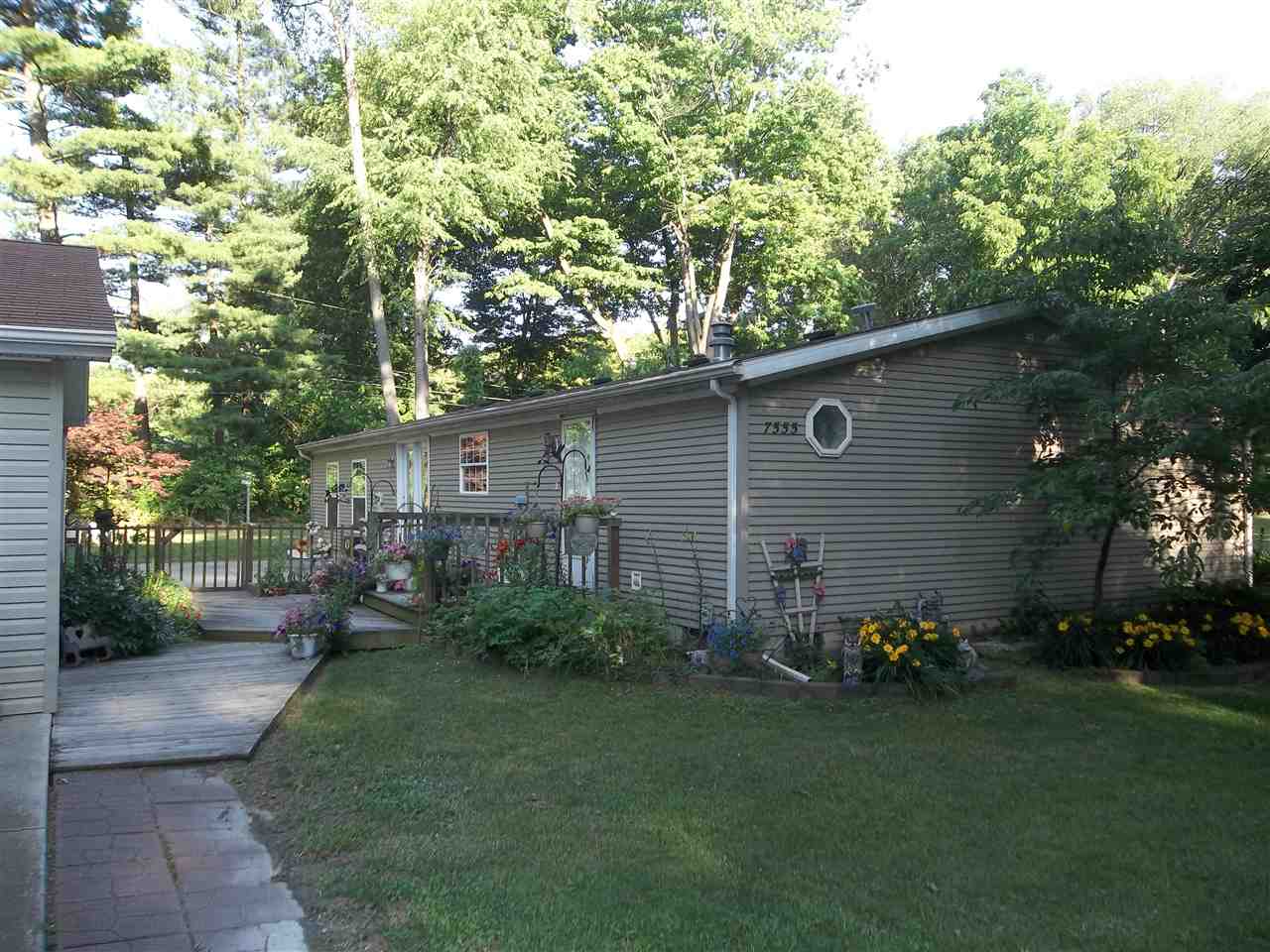 7555 N 920 W, Shipshewana, IN 46565 photo 1