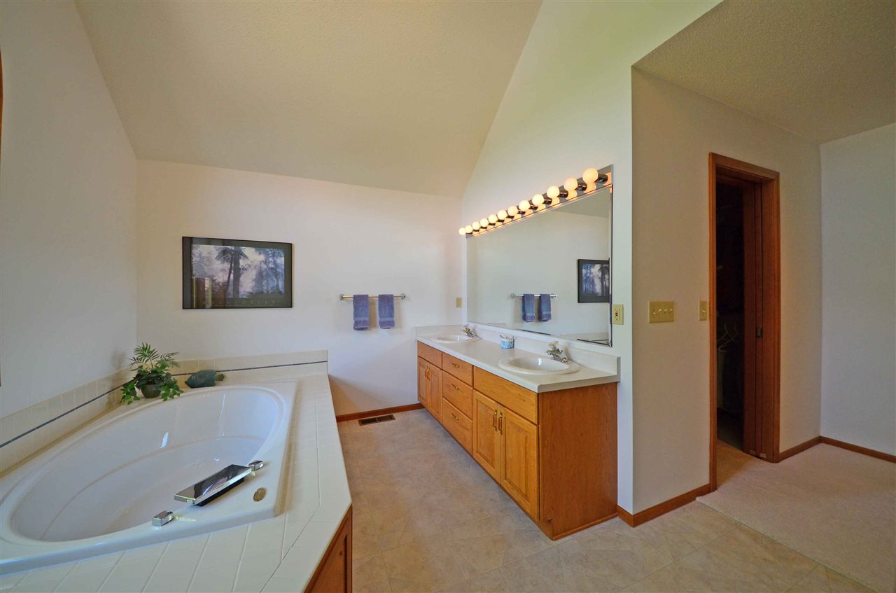 6334 Eagle Nest Ct, Fort Wayne, IN 46814 photo 24