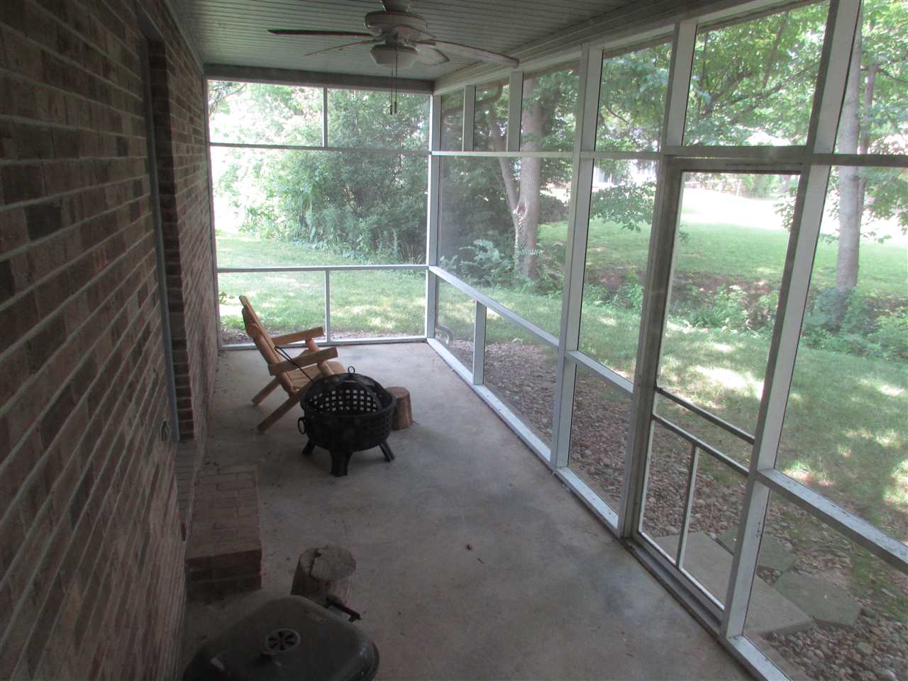 1729 Tanglewood Dr, Mount Vernon, IN 47620 photo 13