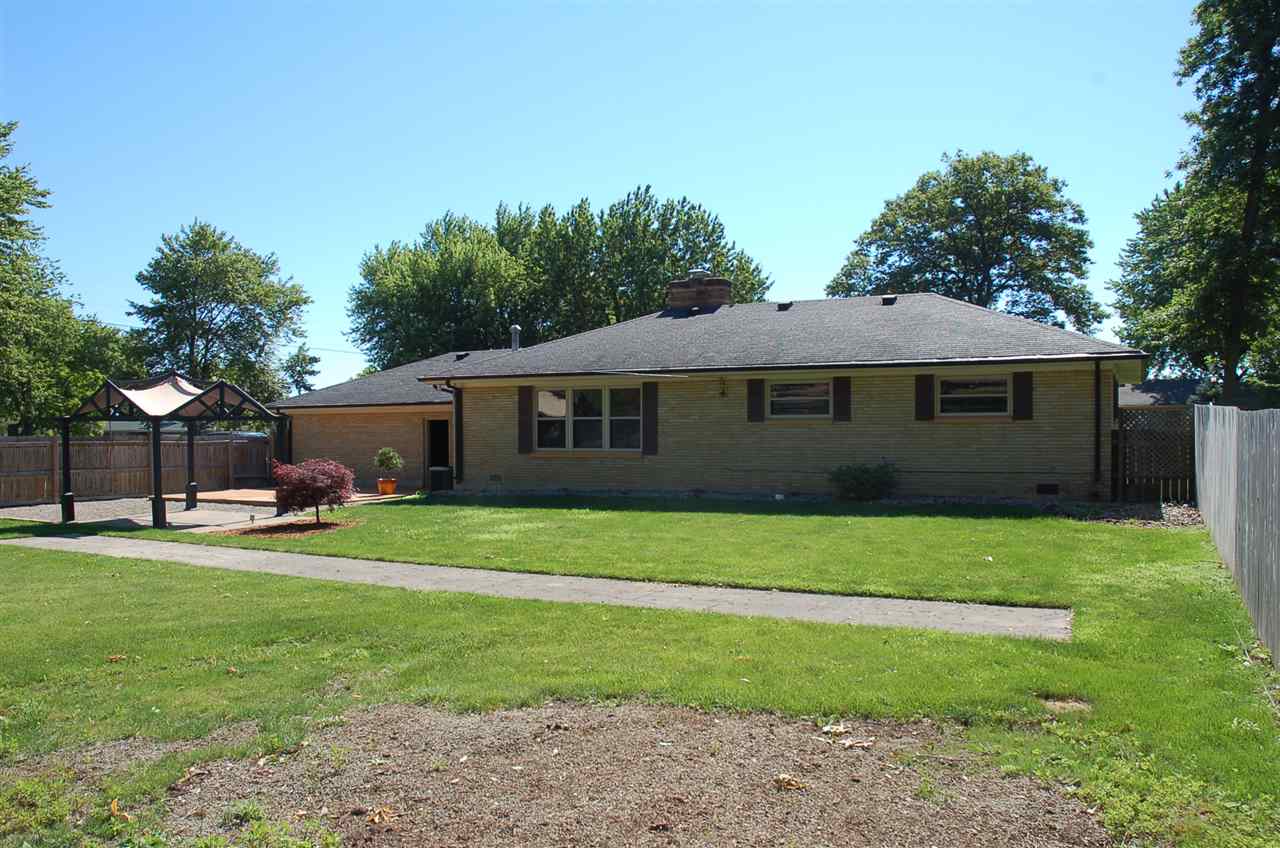 6302 Donna Dr, Fort Wayne, IN 46819 photo 2