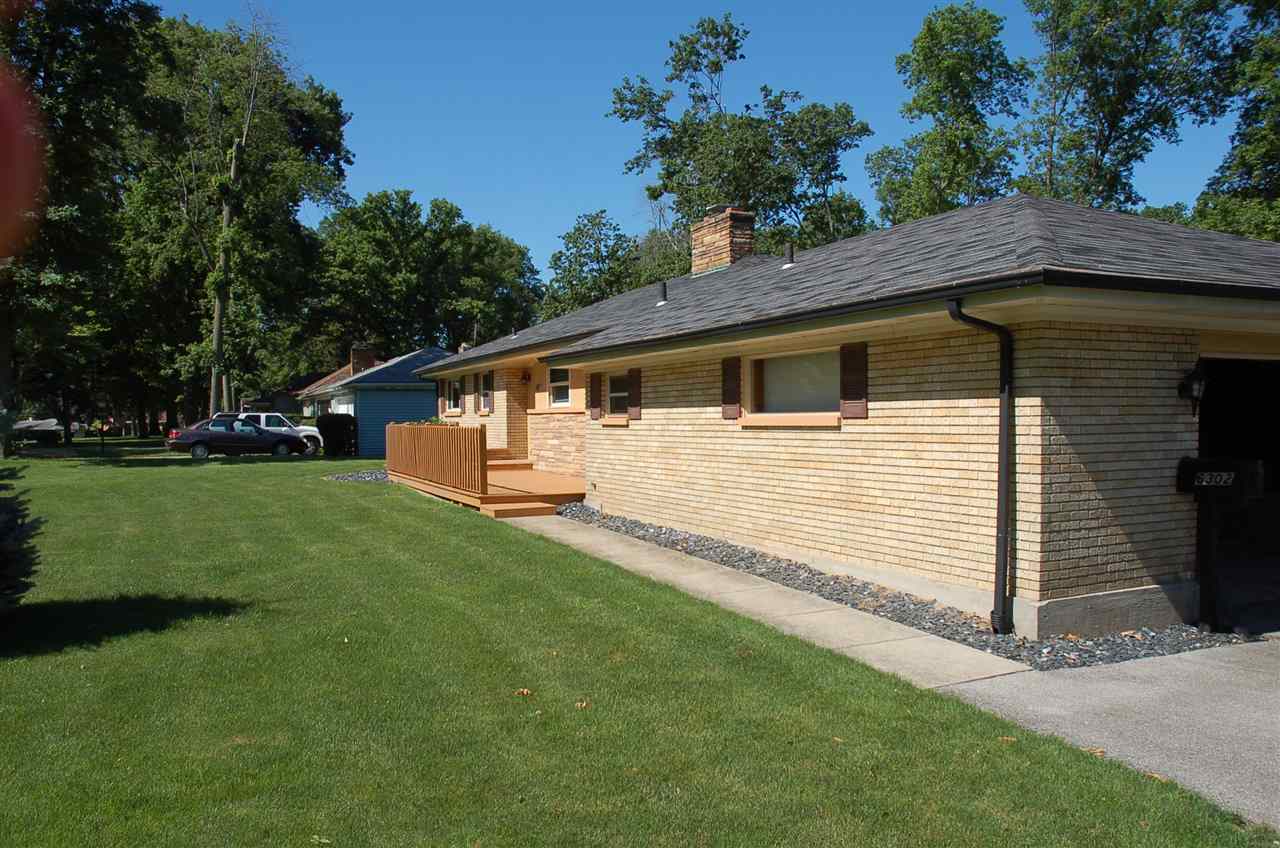6302 Donna Dr, Fort Wayne, IN 46819 photo 3