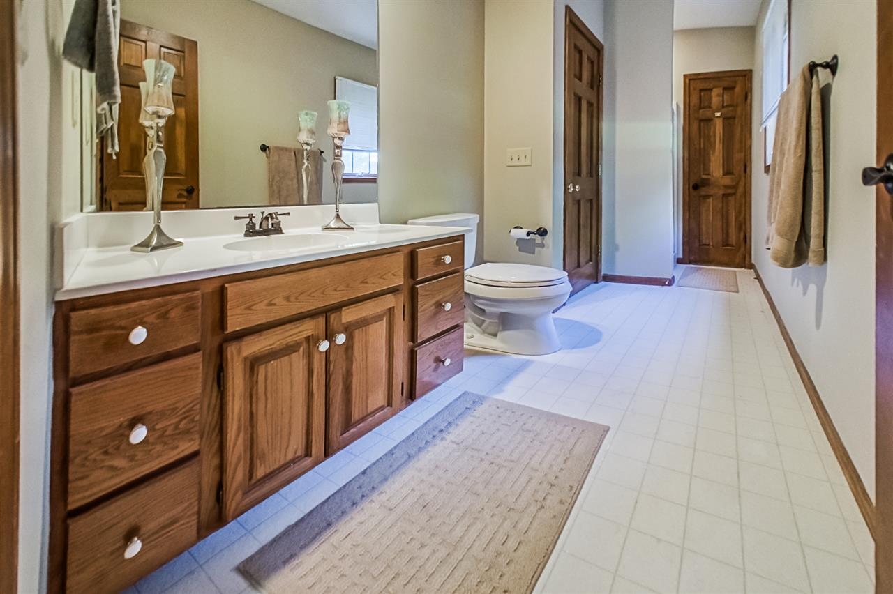 17771 Ashford Hills Ct, Granger, IN 46530 photo 27