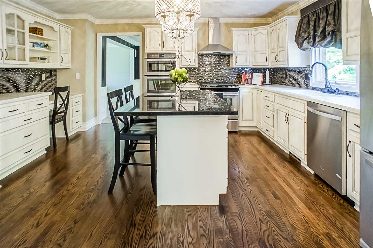 17771 Ashford Hills Ct, Granger, IN 46530 photo 4