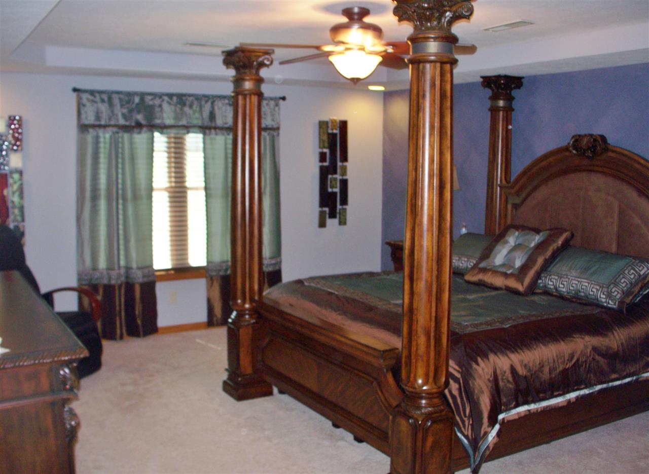 461 N Charlene Dr, Jasper, IN 47546 photo 4