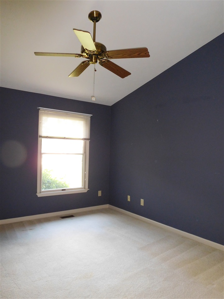 1010 E Heather Dr, Bloomington, IN 47401 photo 8