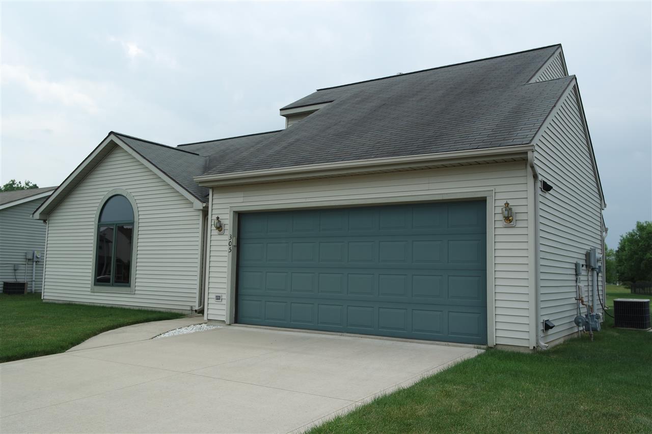305 Canyon Dr, Auburn, IN 46706 photo 1