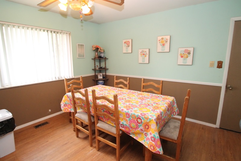 906 Elnora Dr, Fort Wayne, IN 46825 photo 10