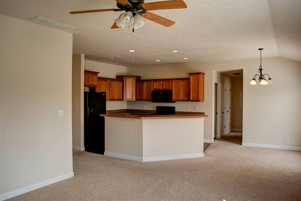 2220 Longway Ct, Evansville, IN 47711 photo 3