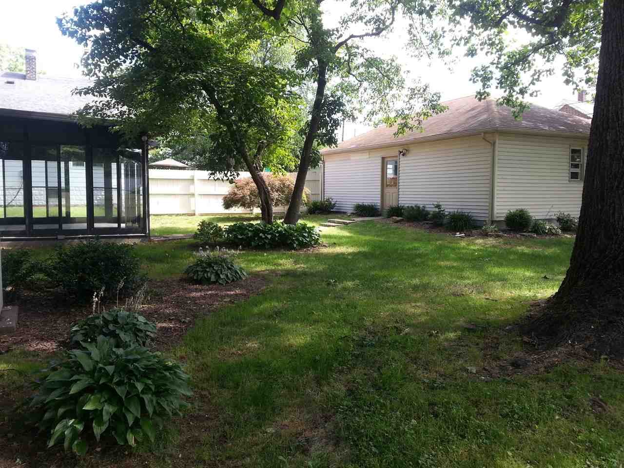 800 E Walnut St, Washington, IN 47501 photo 29