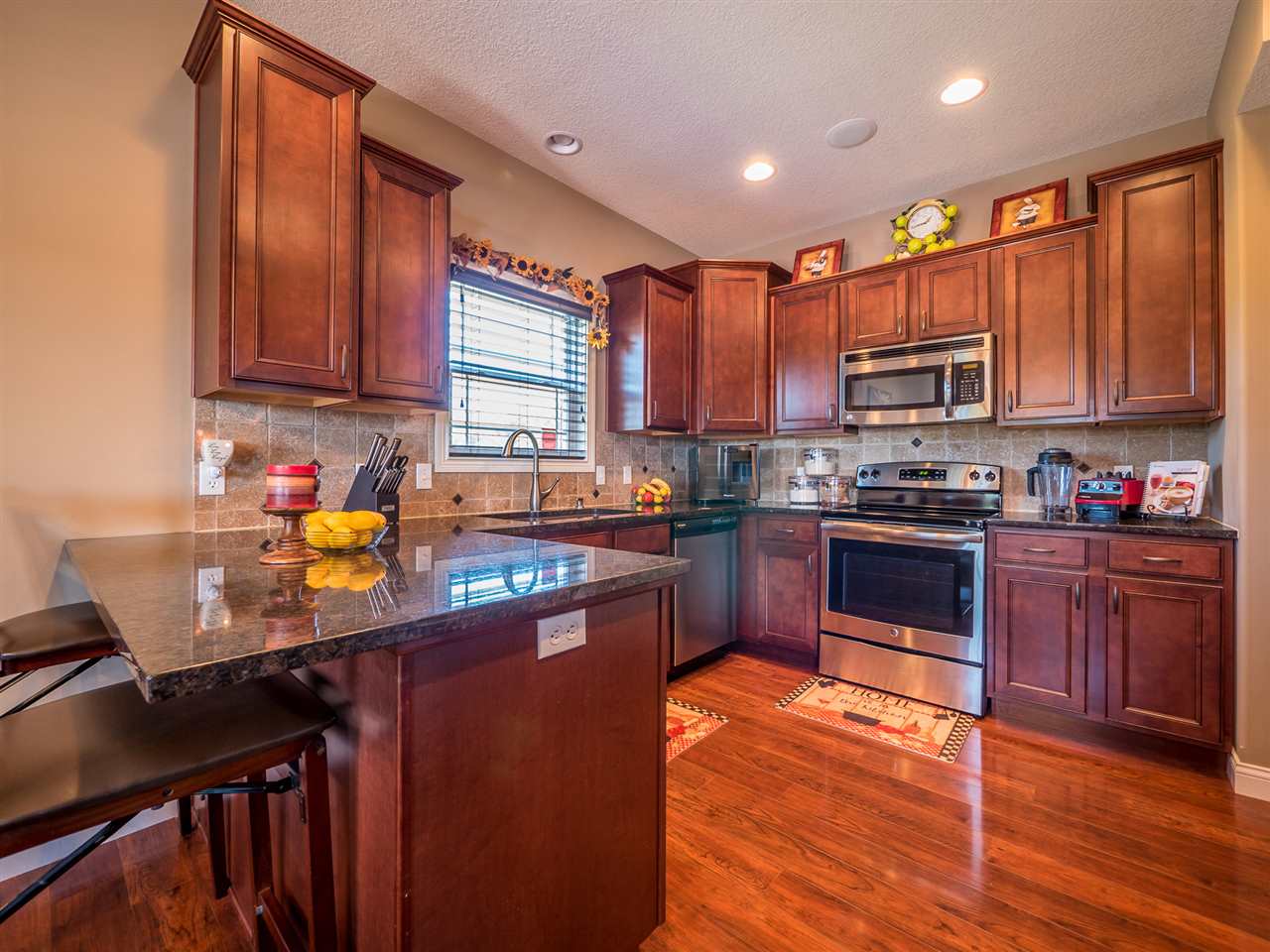 7323 Dry Creek Ct, Fort Wayne, IN 46835 photo 4