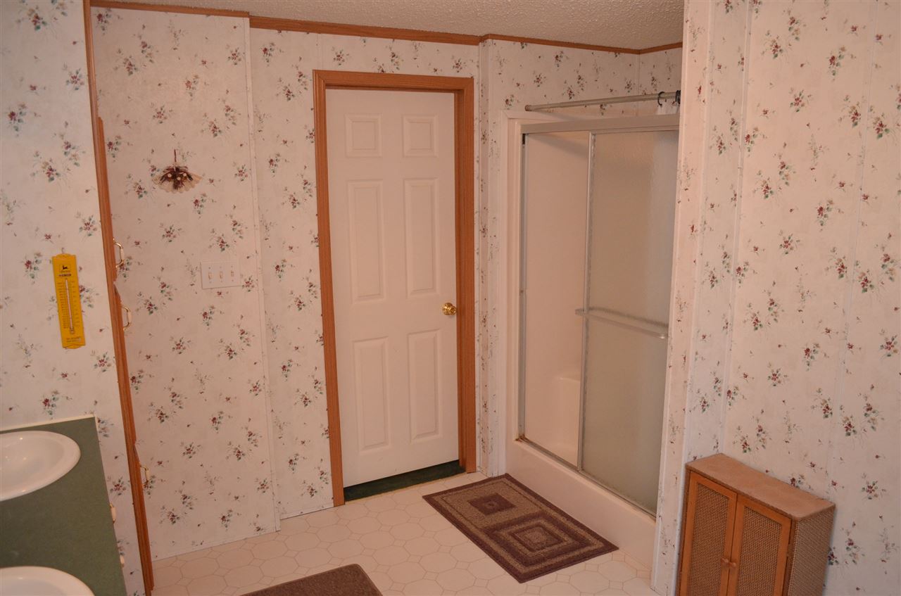 7614 E Sylvania Rd, Bloomfield, IN 47424 photo 13