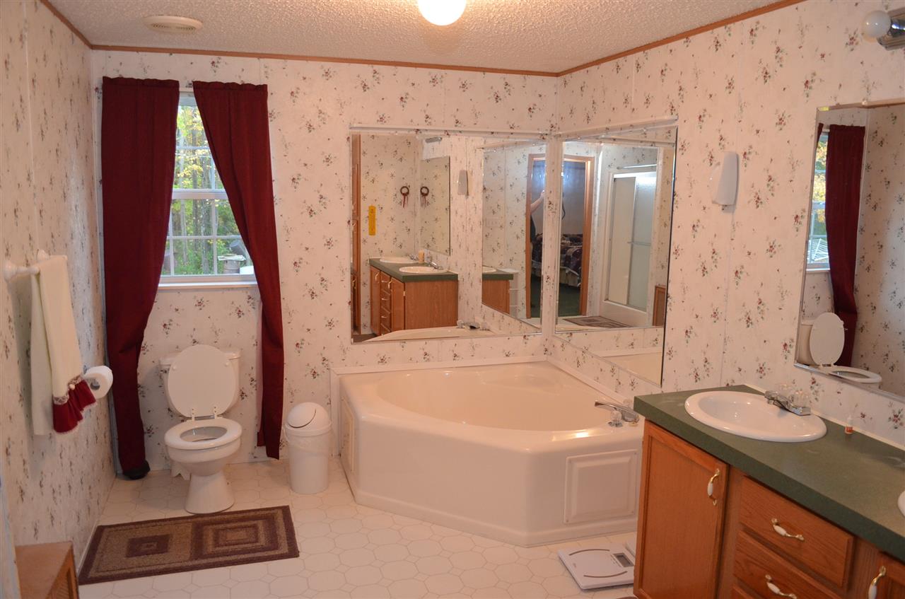 7614 E Sylvania Rd, Bloomfield, IN 47424 photo 12