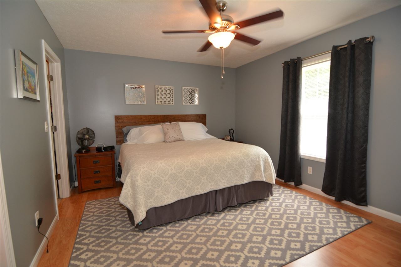 7342 Miranda Dr, Evansville, IN 47711 photo 9