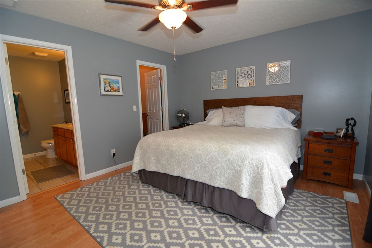 7342 Miranda Dr, Evansville, IN 47711 photo 10