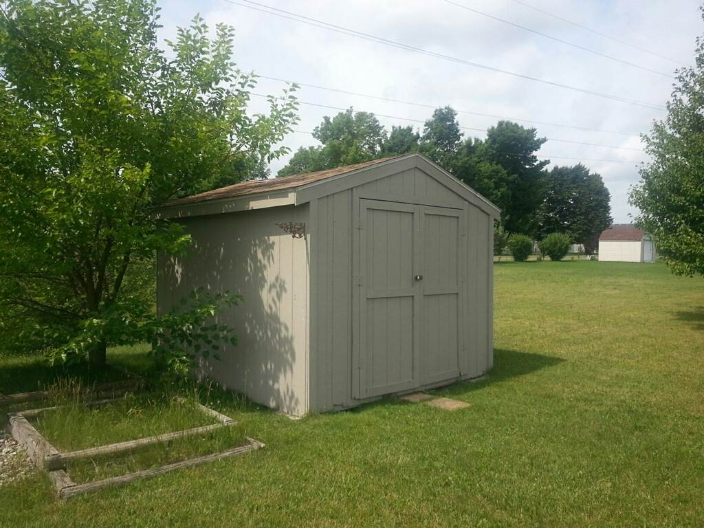 1112 Harvest Dr, Goshen, IN 46526 photo 3