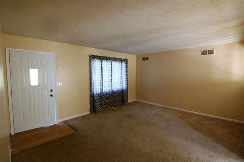 744 Cassidy Ln, Mitchell, IN 47446 photo 4