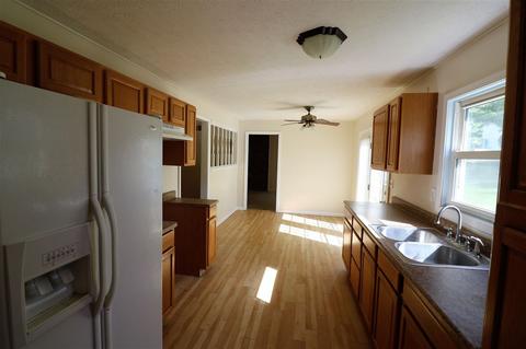 744 Cassidy Ln, Mitchell, IN 47446 photo 2