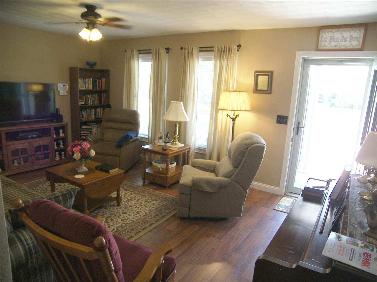 517 Delray St, Kokomo, IN 46901 photo 2